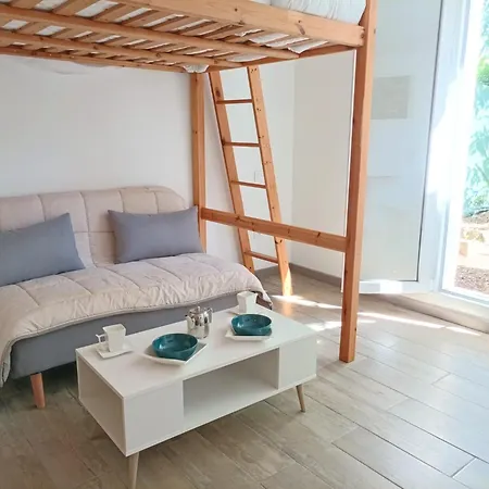 Maison Avec Dependance, Jardin, Clim, Wifi, Garage فينوف ليز أفيجْنْ