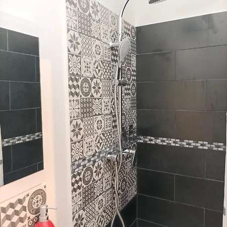 بيت للعطل Maison Avec Dependance, Jardin, Clim, Wifi, Garage