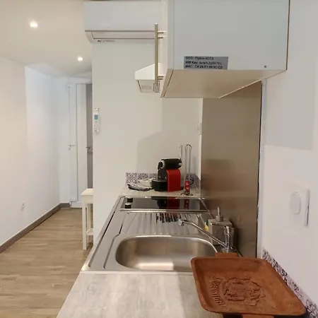 Maison Avec Dependance, Jardin, Clim, Wifi, Garage