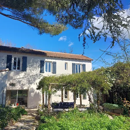 Maison Avec Dependance, Jardin, Clim, Wifi, Garage Casa de Férias *