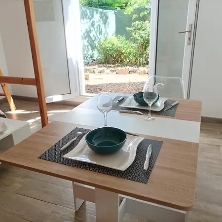 Maison Avec Dependance, Jardin, Clim, Wifi, Garage * Villeneuve-lès-Avignon